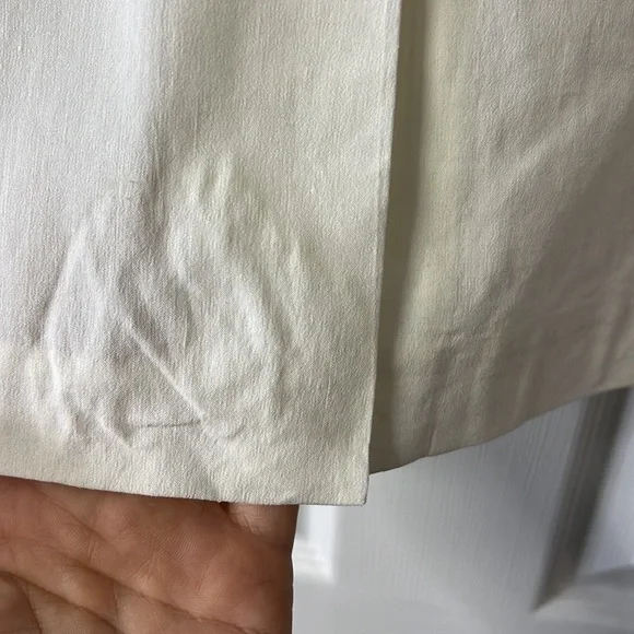 Theory Slightly Off White Blazer - Picture 10 of 14